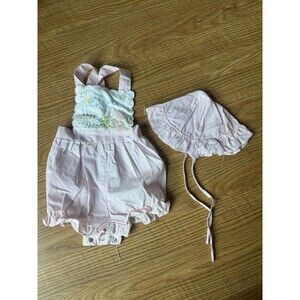 VINTAGE Hat And Romper Embroidered Baby Outfit- Size 12M Color kids